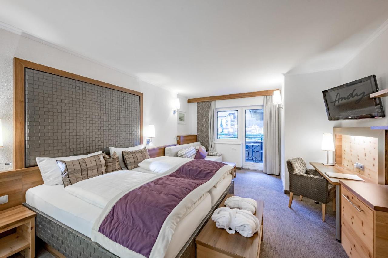Hotel Andy 4 Sterne Superior 제르젠스 외부 사진